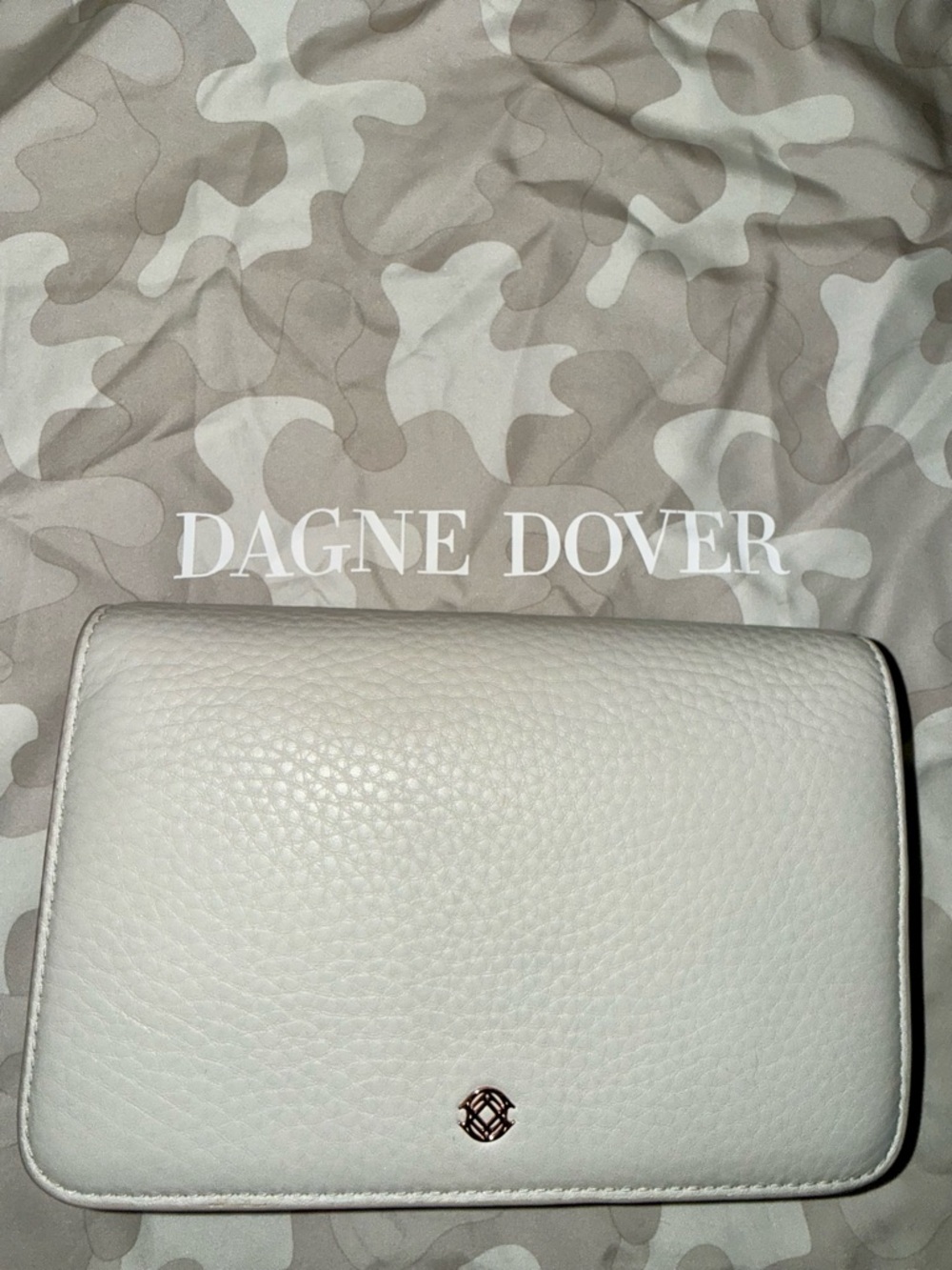 Dagne Dover Cream Leather Crossbody Bag - Picture 12 of 13